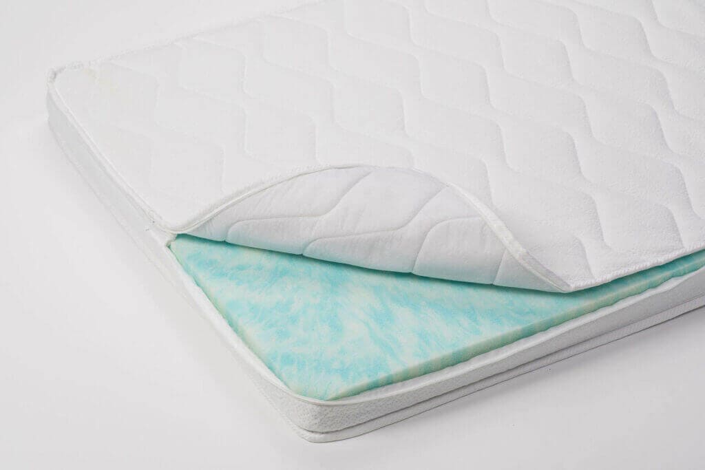 Basics by Bico Boxspring Topper Premium h3919 Reissverschluss offen Inhalt Innenleben