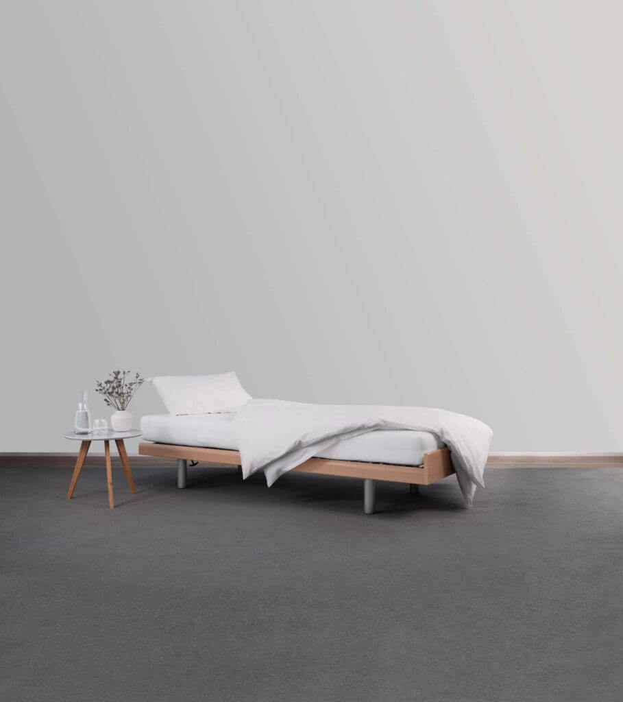 BICO Primo Couch A Lattenrost im Schlafzimmer eingerichtet
