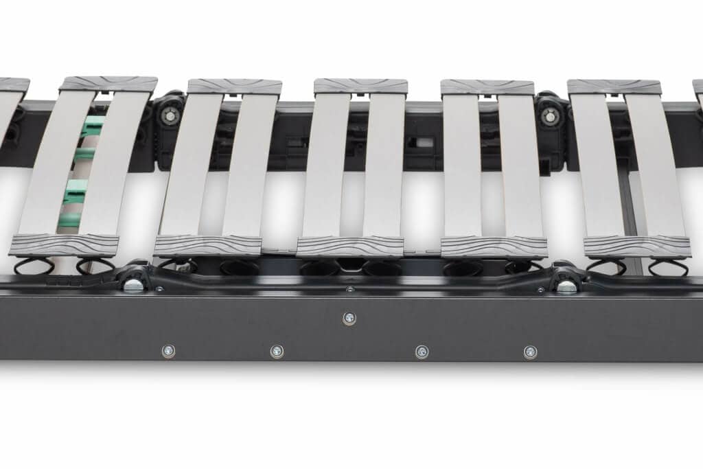 BICO Isabelle Lattenrost M Ausschnitt