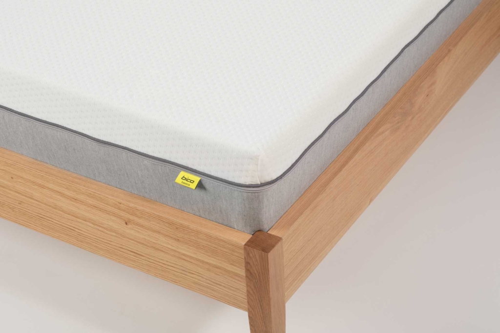 basics by BICO Matratze Modell 02 mit Bettausschnitt h1049