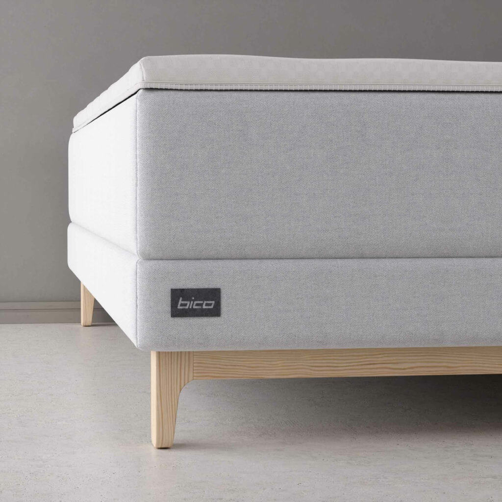 Bico Boxspringbett Simplon Holzfuss Detail